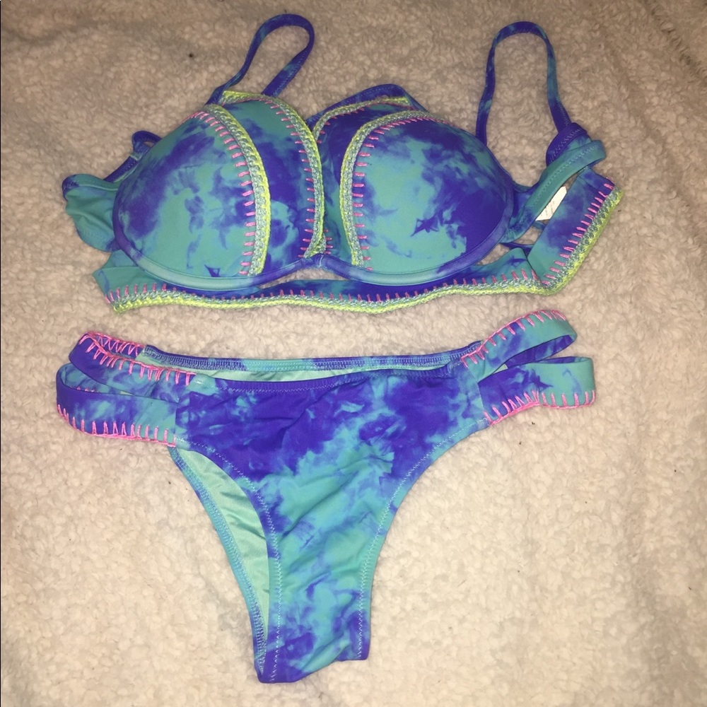 Shade & Shore bikini
